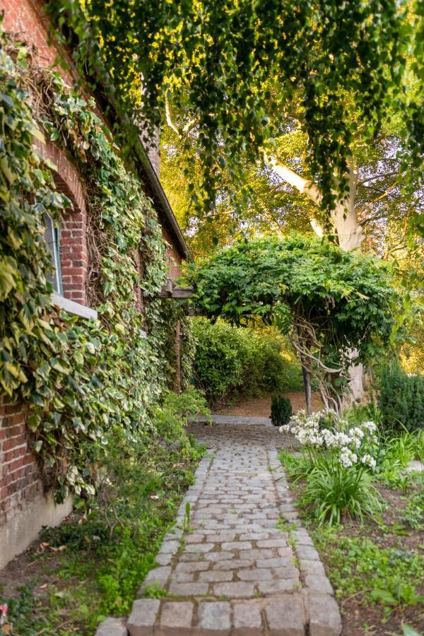 Relais M B&B Frasnes-lez-Anvaing Esterno foto